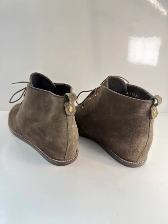 Stuart Weitzman Suede Chukka Boots – Women’s Size US 6.5 / EU 36.5 - Picture 10 of 15
